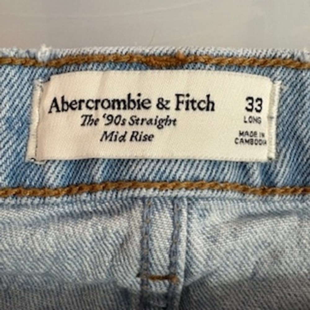 Abercrombie & Fitch 90s Straight Mid Rise Distressed Jeans Light Wash Blue 33 L - Picture 8 of 11